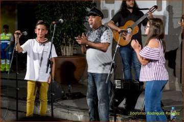 Noche de verseadores en Valsequillo (Foto Ildefonso Rodríguez)
